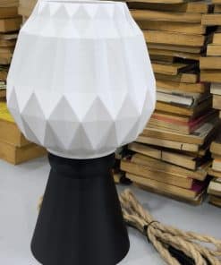 LUUMI Ori lamp with cone stand and rope wire